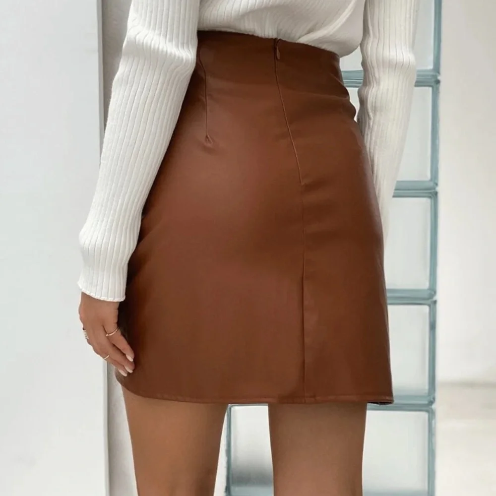 Vegan leather ruched high waist skirt Business casual black - Picture 4 of 4